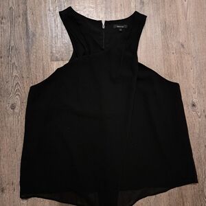Black Sleeveless Top